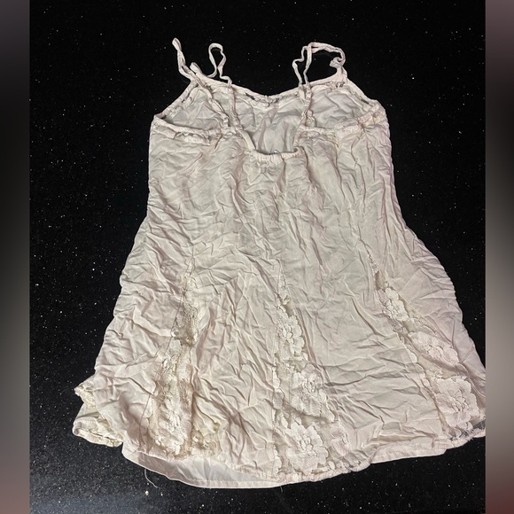 American Eagle Outfitters Cream Dress with Lace Detail - Picture 3 of 3